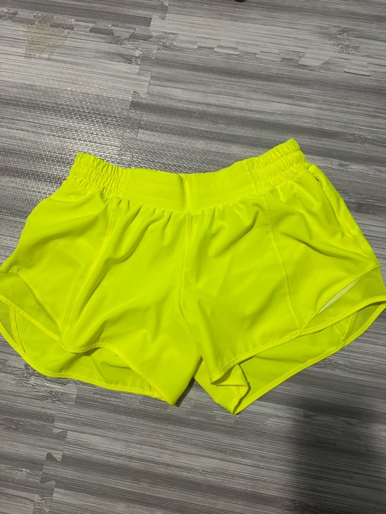 lululemon athletica Pants - Lululemon Hotty Hot Low Rise 4” Women's Shorts